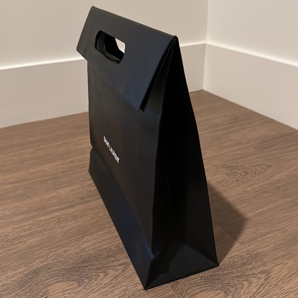 Saint Laurent empty shopping bag w adhesive flap - Picture 7 of 8